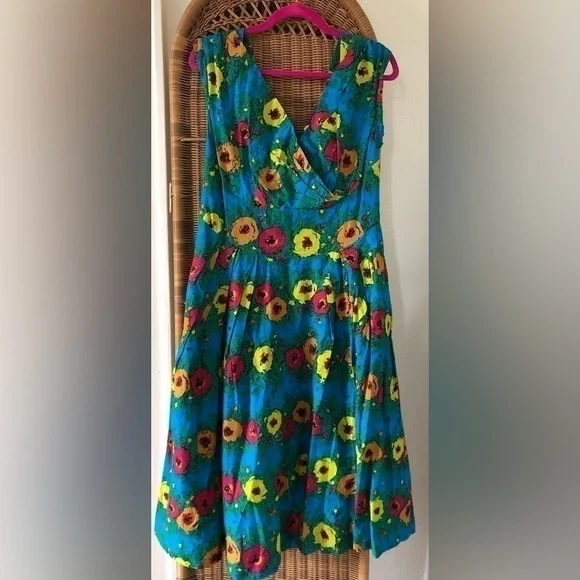 🌟NWT XL Emily and Fin Florence Dress Blazing Blooms - Picture 2 of 7